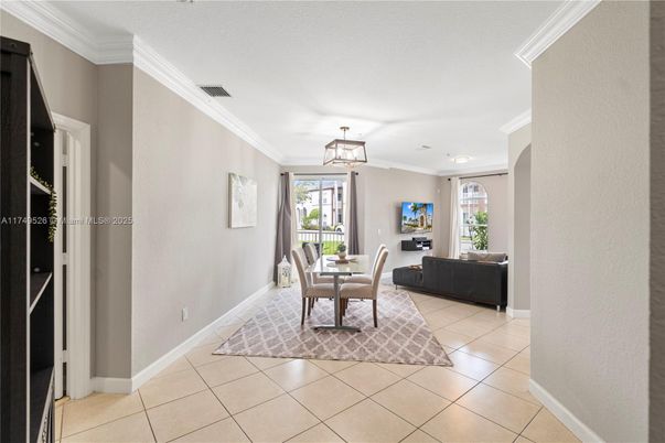 Dining room, Interior, Living room, Recessed Lighting