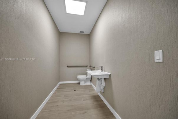 Bathroom, Interior, Recessed Lighting, Wood Texture Flooring