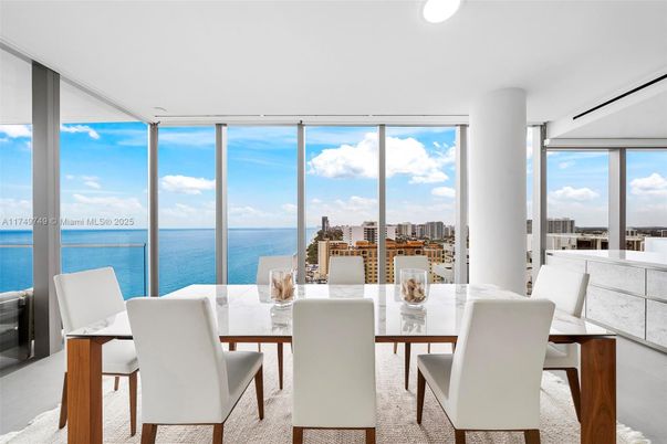 Dining room, Interior, Recessed Lighting, Water