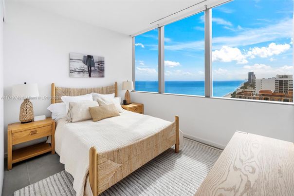 Bedroom, Interior, Water