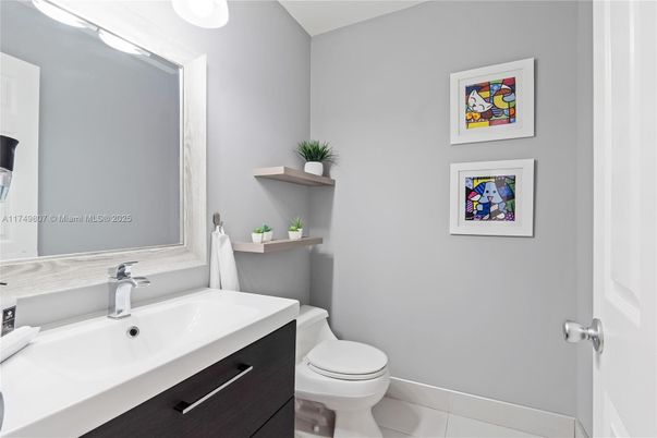 Bathroom, Interior
