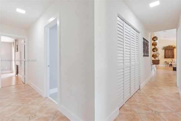 Interior, Recessed Lighting