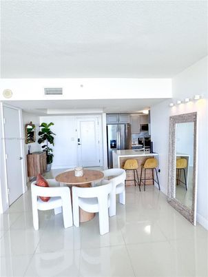 Dining room, Interior, Kitchen, Stainless Steel Appliances