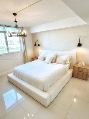 Bedroom, Interior, Pendant Lights