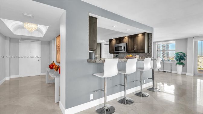 Chandelier, Interior, Kitchen, Recessed Lighting, Stainless Steel Appliances