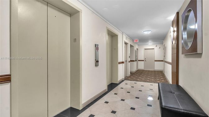 Elevator, Interior