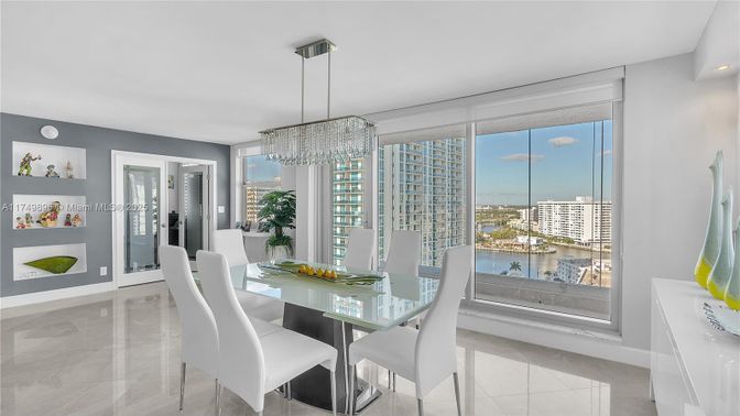 Chandelier, Dining room, Interior, Pendant Lights, Recessed Lighting, Water