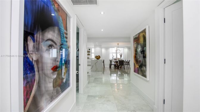 Chandelier, Dining room, Interior, Marble, Pendant Lights, Recessed Lighting