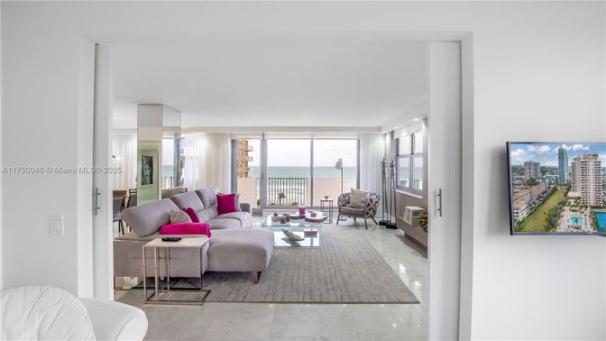 Interior, Living room, Water