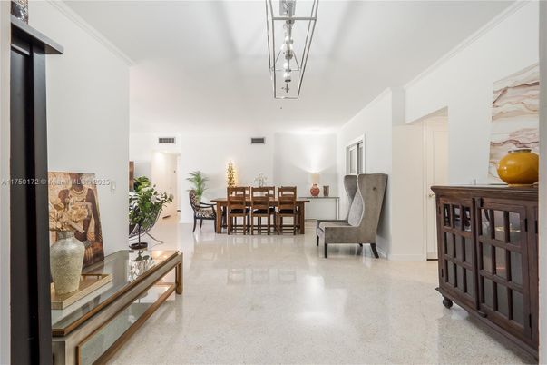 Dining room, Interior, Pendant Lights