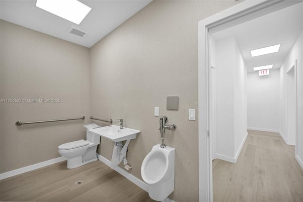 Bathroom, Interior, Recessed Lighting, Wood Texture Flooring