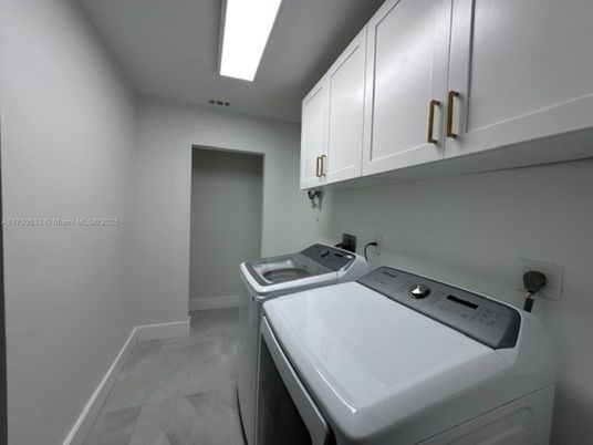 Interior, Washer