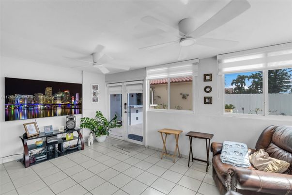 Interior, Living room