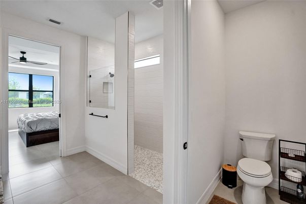 Bathroom, Bedroom, Interior