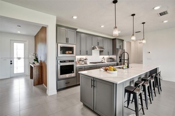 Interior, Kitchen, Pendant Lights, Recessed Lighting, Stainless Steel Appliances