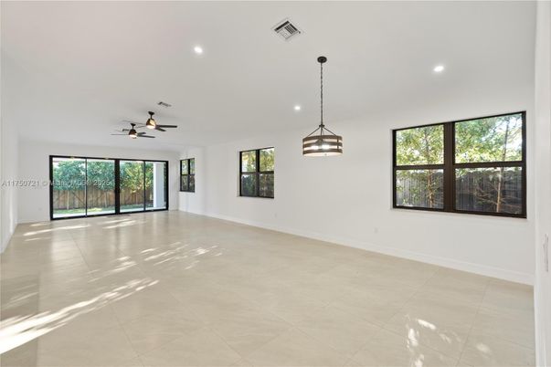 Empty room, Interior, Pendant Lights, Recessed Lighting