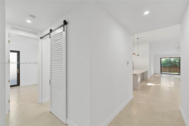 Interior, Pendant Lights, Recessed Lighting