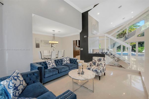 Chandelier, Dining room, Interior, Living room, Recessed Lighting