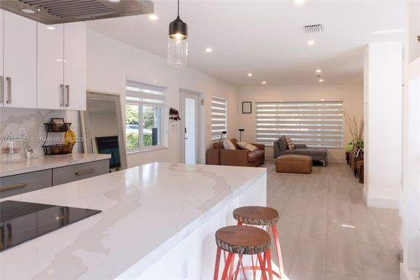 Interior, Kitchen, Living room, Pendant Lights, Recessed Lighting, Wood Texture Flooring