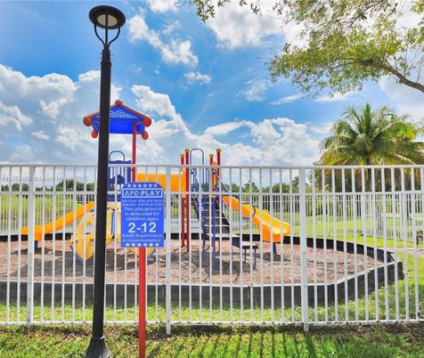 Exterior, Playground