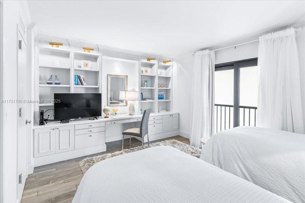 Bedroom, Home Office, Interior, Wood Texture Flooring