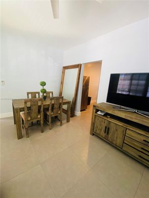 Dining room, Interior