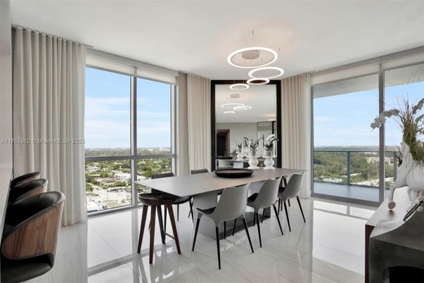 Dining room, Interior, Pendant Lights