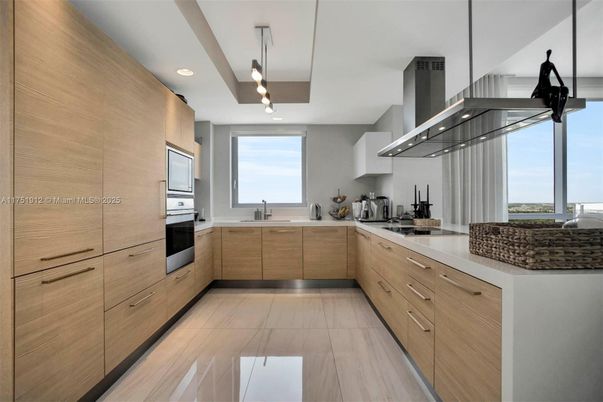 Interior, Kitchen, Pendant Lights, Recessed Lighting