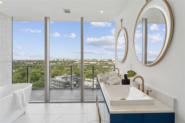 Bathroom, Free Standing Baths, Interior, Marble, Recessed Lighting