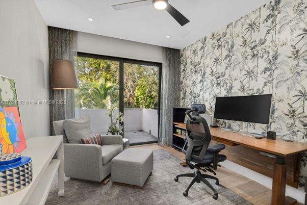 Home Office, Interior, Recessed Lighting