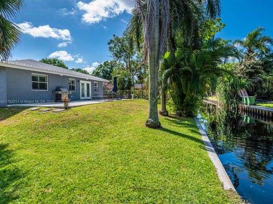 Backyard, Exterior, Lake