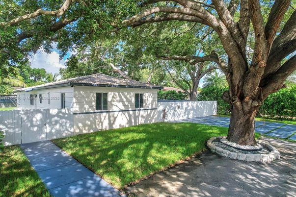 Backyard, Detached Garage, Exterior