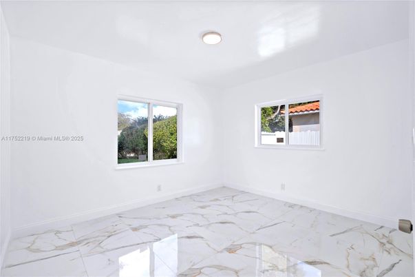 Empty room, Interior, Marble