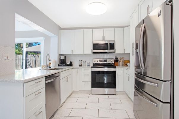 Interior, Kitchen, Marble, Stainless Steel Appliances