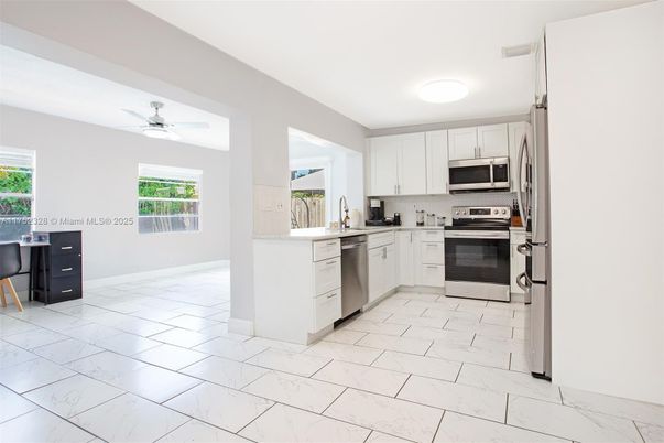 Interior, Kitchen, Marble, Stainless Steel Appliances