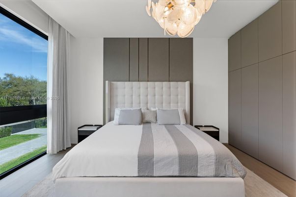 Bedroom, Chandelier, Interior