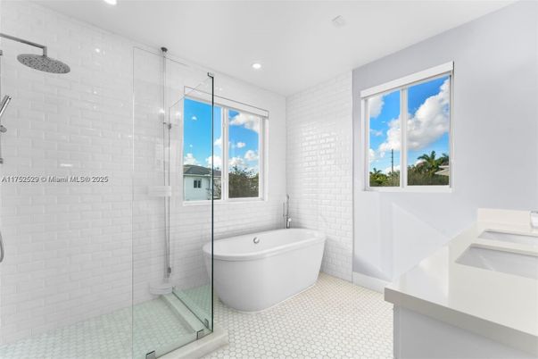 Bathroom, Free Standing Baths, Glass Shower, Interior, Recessed Lighting