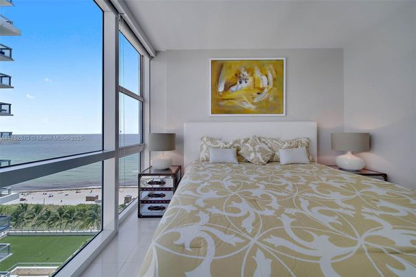 Bedroom, Interior, Water
