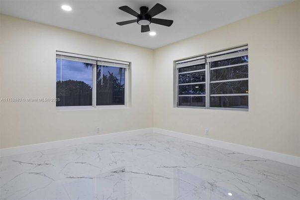 Empty room, Interior, Marble, Recessed Lighting