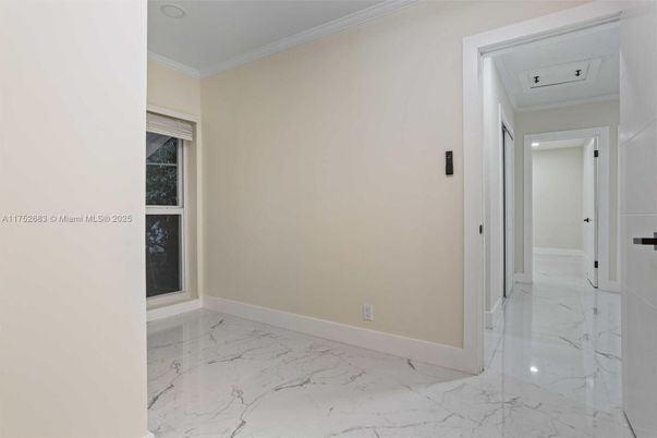 Empty room, Interior, Marble, Recessed Lighting
