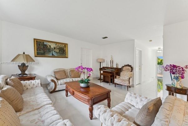 Interior, Living room, Piano