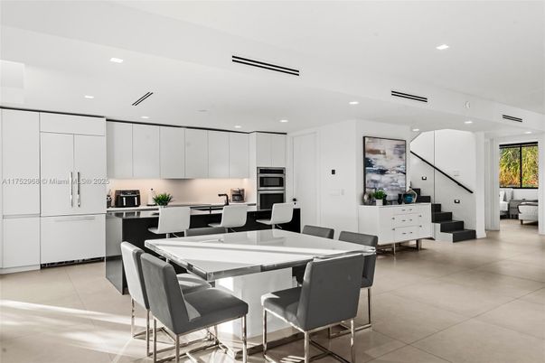 Dining room, Interior, Kitchen, Recessed Lighting, Stainless Steel Appliances