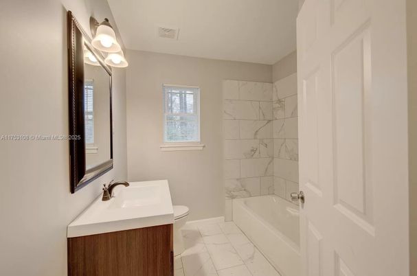 Bathroom, Interior, Marble, Marble Walls