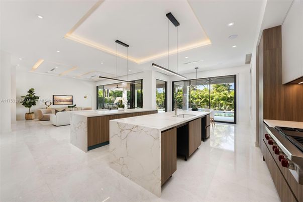Interior, Kitchen, Living room, Pendant Lights, Recessed Lighting