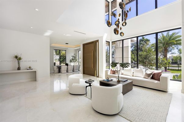 Interior, Living room, Pendant Lights, Recessed Lighting