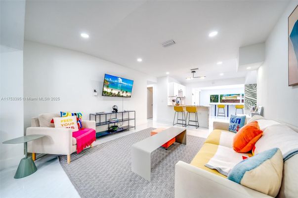 Interior, Kitchen, Living room, Pendant Lights, Recessed Lighting