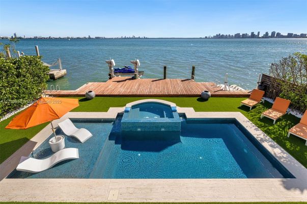 Exterior, Lake, Pool, Water
