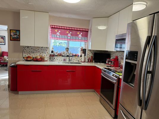 Interior, Kitchen, Stainless Steel Appliances
