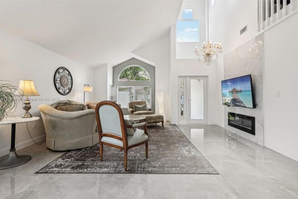 Chandelier, Fireplace, Interior, Living room