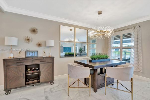 Chandelier, Dining room, Interior, Pendant Lights